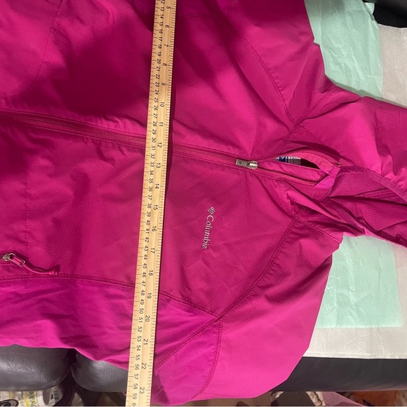 Columbia Pink Jacket XL HOODIE light in weight, great for spring weather, MEW - Picture 5 of 14